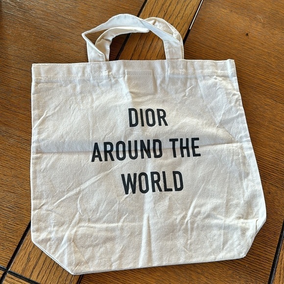 Dior Around the world tote. New in plastic. - Picture 4 of 7